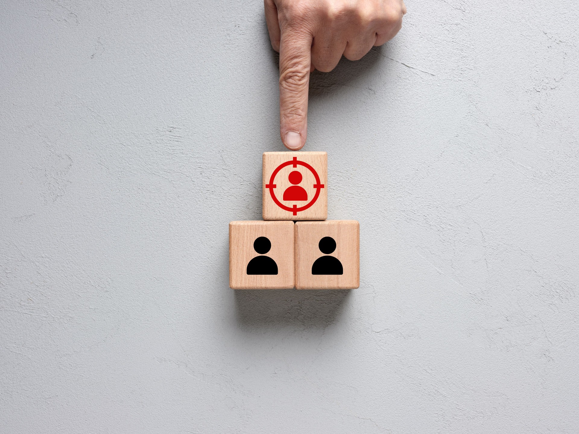 Buyer persona or target customer. Customer targeting in business and marketing. Personalization marketing, customer centric strategies.